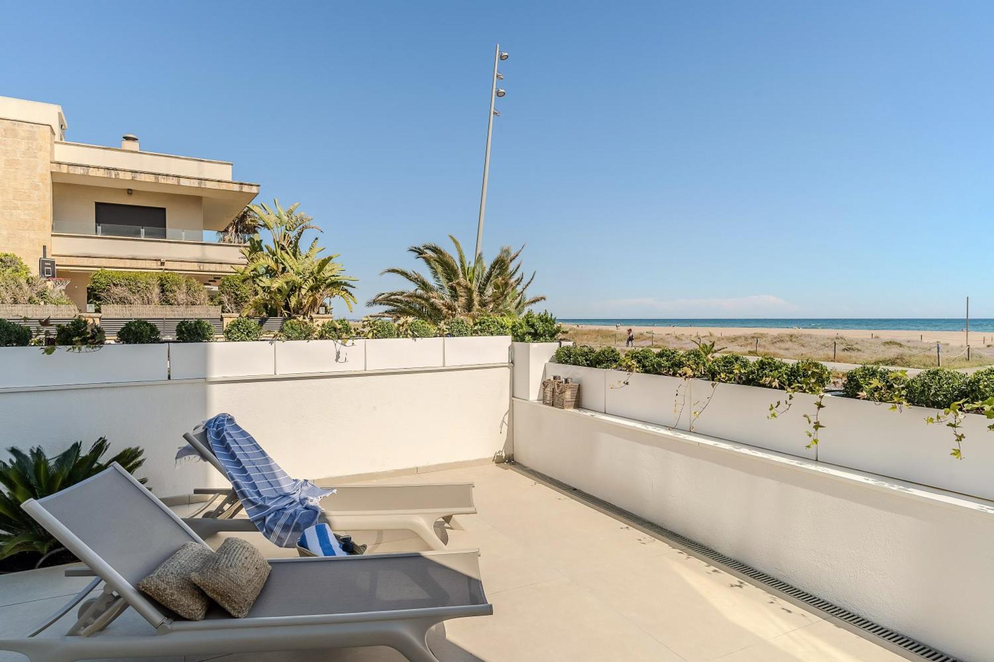 Apartamentos Azul Castelldefels Ngoại thất bức ảnh