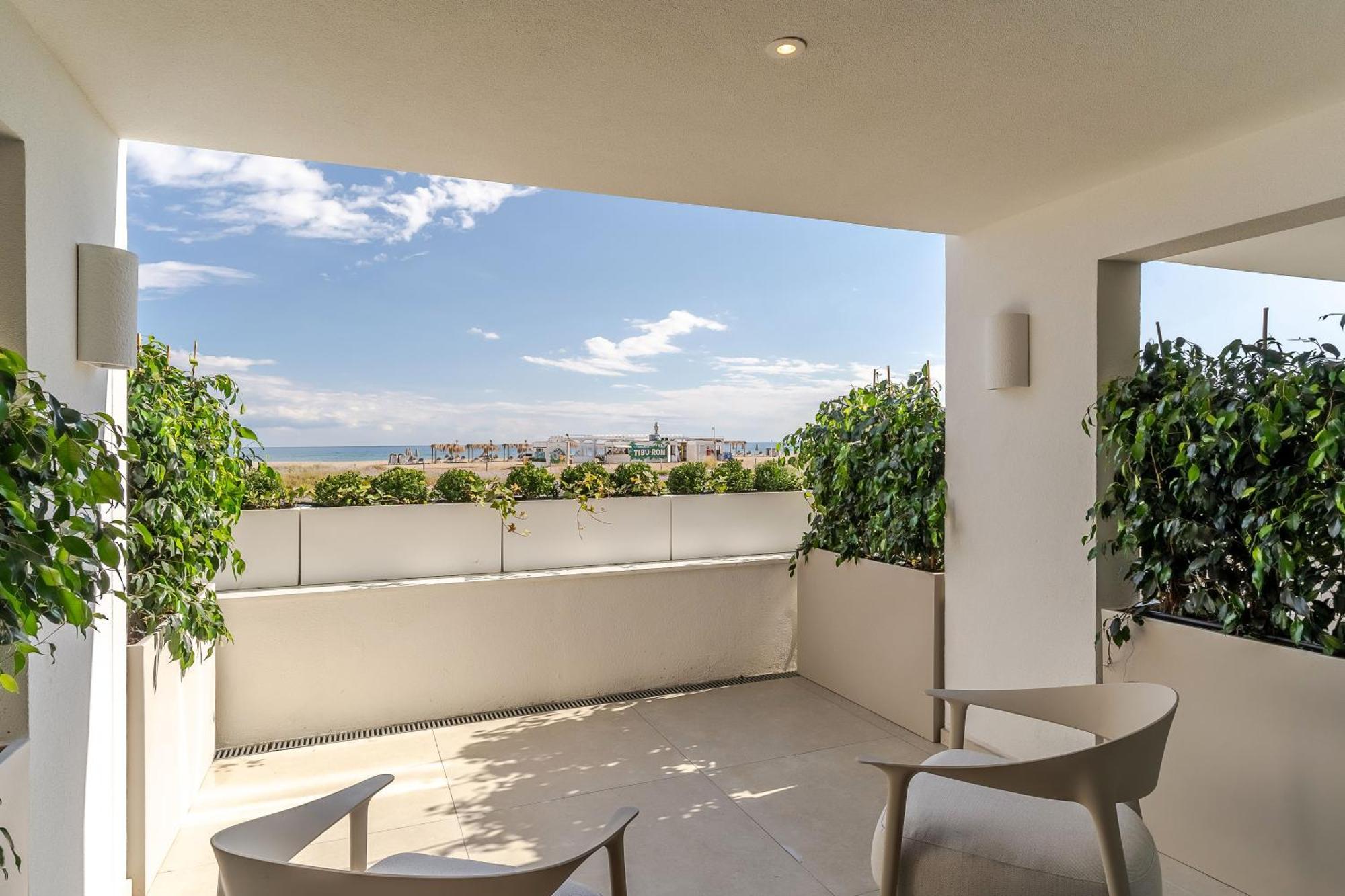 Apartamentos Azul Castelldefels Ngoại thất bức ảnh