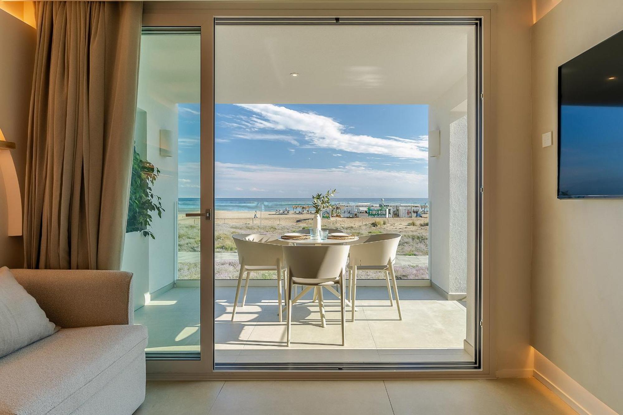 Apartamentos Azul Castelldefels Ngoại thất bức ảnh